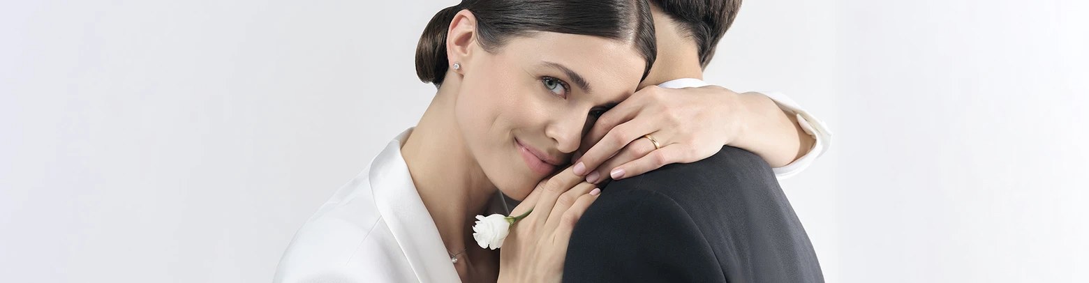 UNOAERRE wedding bands